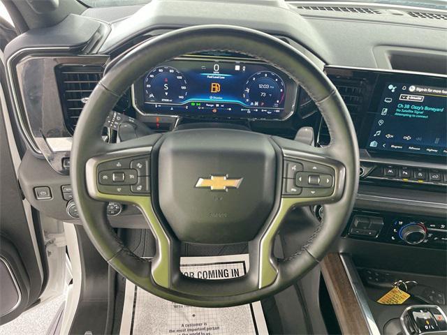 Photo of 2023 Pearl Chevrolet Silverado 1500