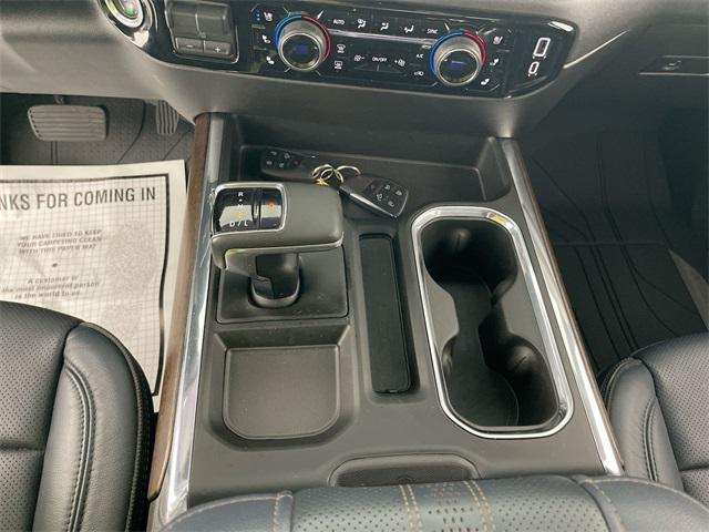 Photo of 2023 Pearl Chevrolet Silverado 1500