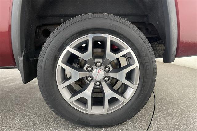 Photo of 2015 Sonoma Red Metallic GMC Sierra 1500