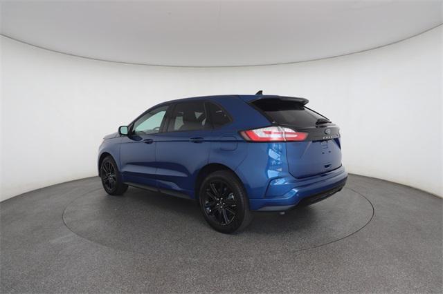 Photo of 2023 ATLAS BLUE Ford Edge