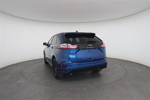 Photo of 2023 ATLAS BLUE Ford Edge