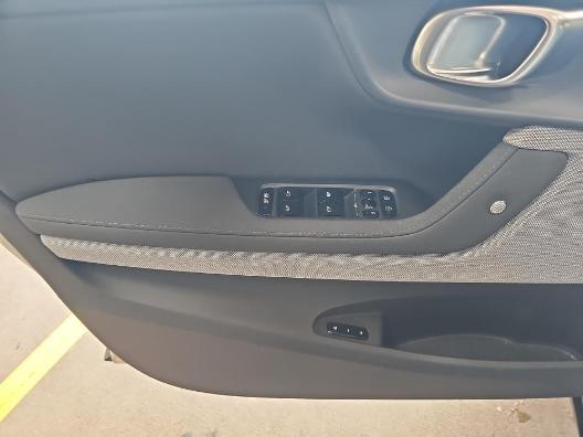 Photo of 2022 Gray Polestar 2