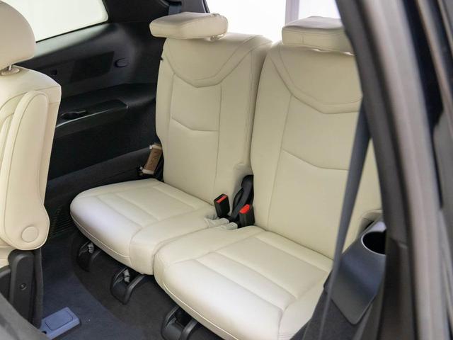 Photo of 2025 Stellar Black Metallic Cadillac XT6