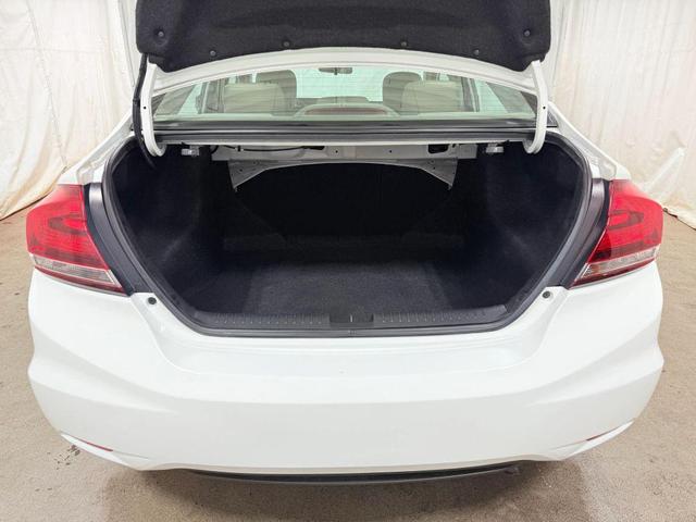 Photo of 2013 Taffeta White Honda Civic