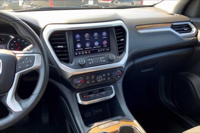 Photo of 2022 Summit White GMC Acadia