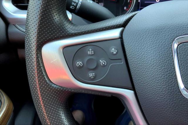 Photo of 2022 Summit White GMC Acadia