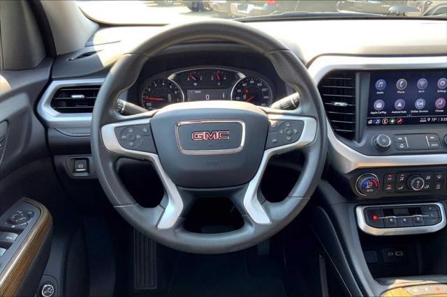 Photo of 2022 Summit White GMC Acadia