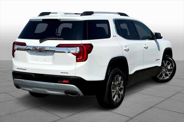 Photo of 2022 Summit White GMC Acadia