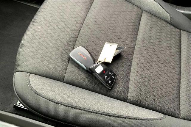 Photo of 2024 Onyx Black GMC Sierra 1500