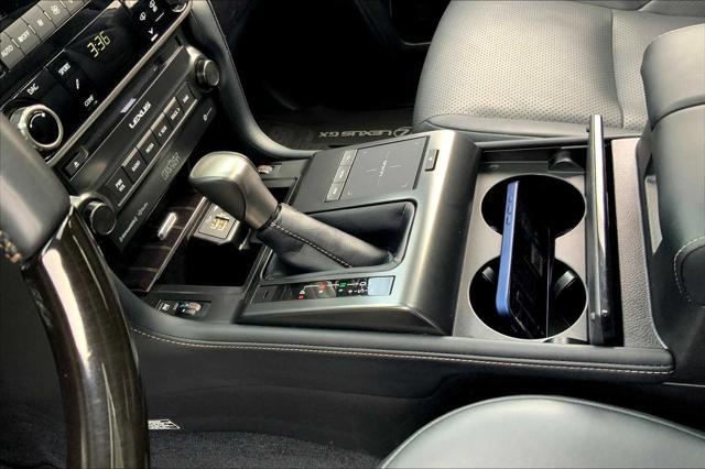 Photo of 2023 Eminent White Pearl Lexus GX 460