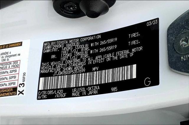 Photo of 2023 Eminent White Pearl Lexus GX 460