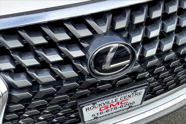 Photo of 2023 Eminent White Pearl Lexus GX 460