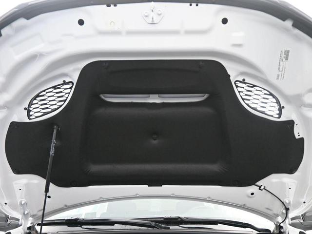 Photo of 2025 White Knuckle Clearcoat Dodge Durango