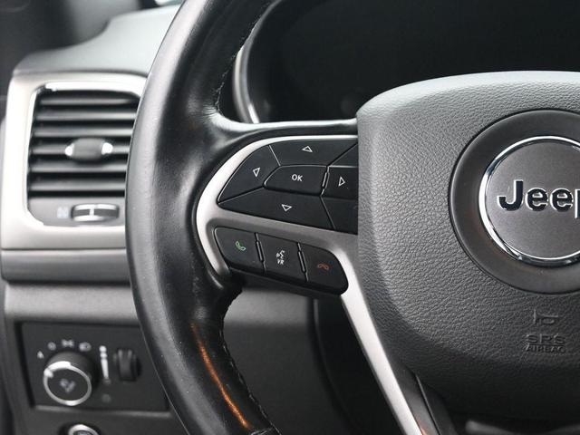 Photo of 2020 Bright White Clearcoat Jeep Grand Cherokee