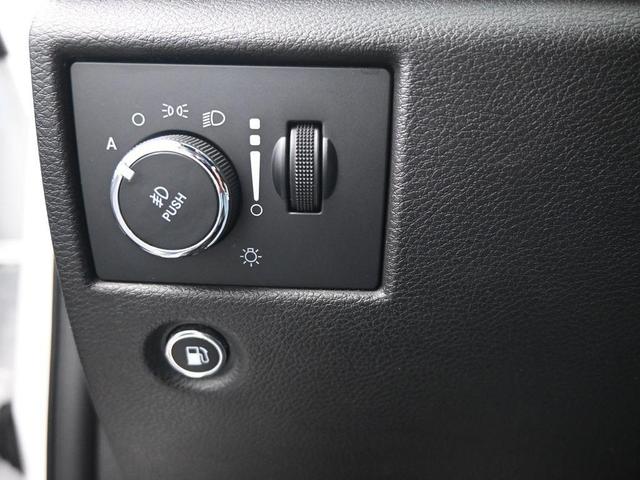 Photo of 2020 Bright White Clearcoat Jeep Grand Cherokee