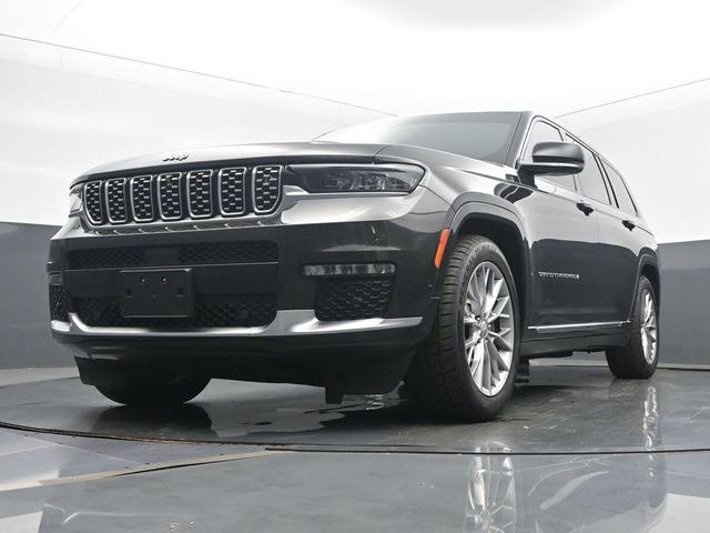 Photo of 2022 Rocky Mountain Pearlcoat Jeep Grand Cherokee L