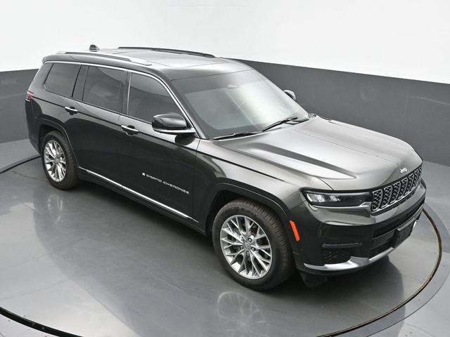 Photo of 2022 Rocky Mountain Pearlcoat Jeep Grand Cherokee L