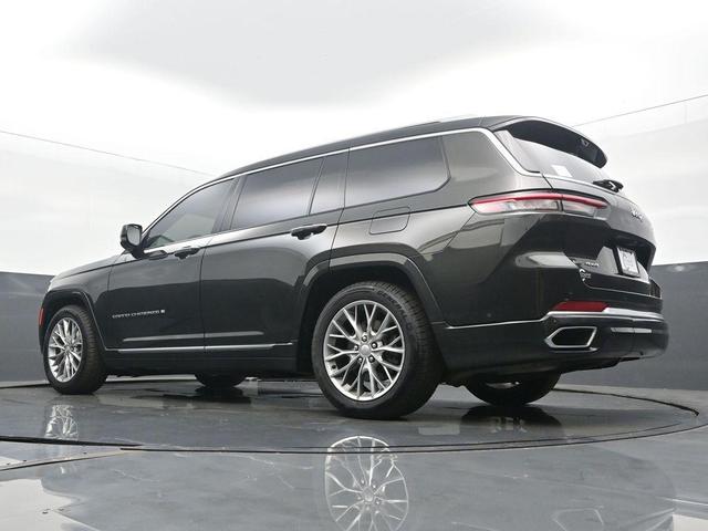 Photo of 2022 Rocky Mountain Pearlcoat Jeep Grand Cherokee L