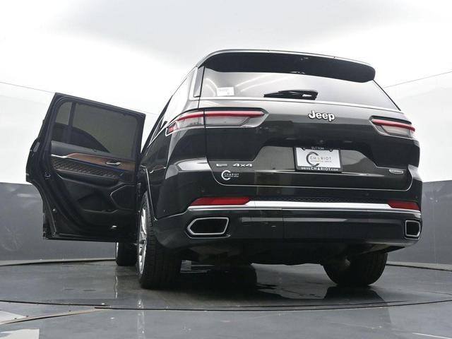 Photo of 2022 Rocky Mountain Pearlcoat Jeep Grand Cherokee L