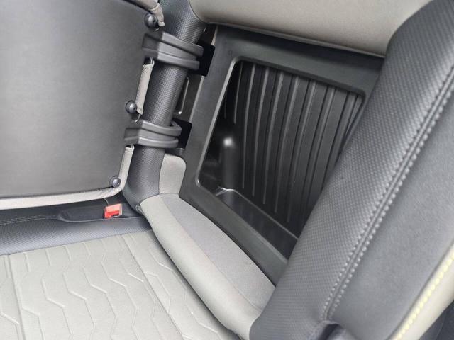 Photo of 2023 Summit White Chevrolet Silverado 1500
