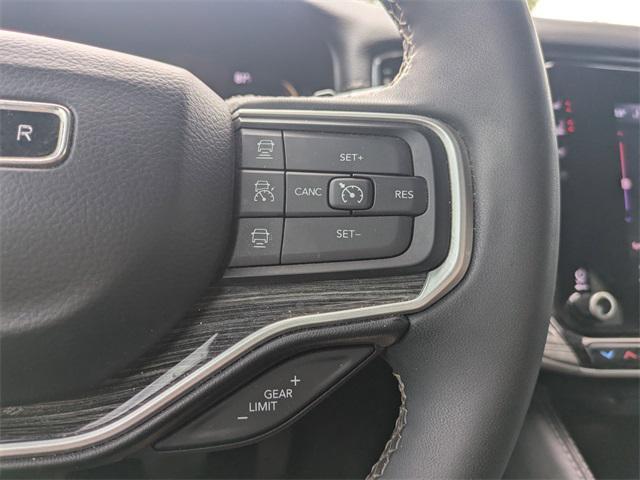Photo of 2022 Baltic Gray Metallic Clearcoat Jeep Wagoneer