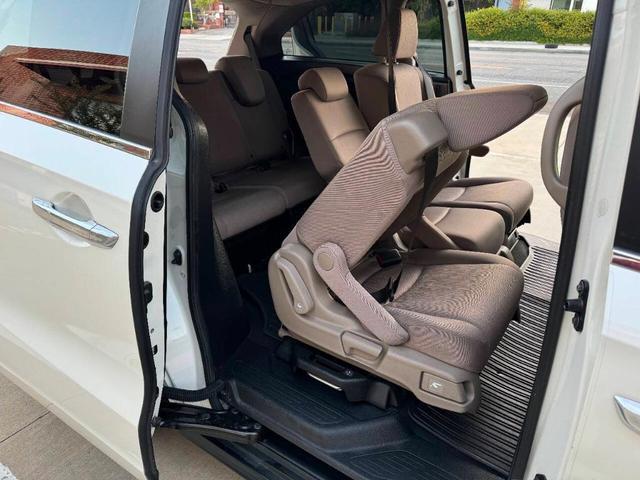 Photo of 2019 White Honda Odyssey