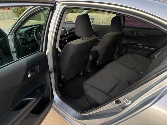 Photo of 2017 Silver Honda Accord