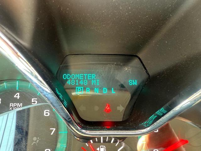 Photo of 2016 Tungsten Metallic Chevrolet Traverse