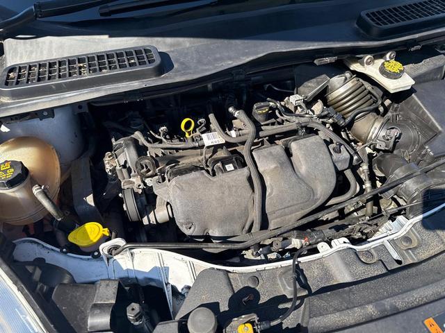 Photo of 2018 WHITE Ford Escape