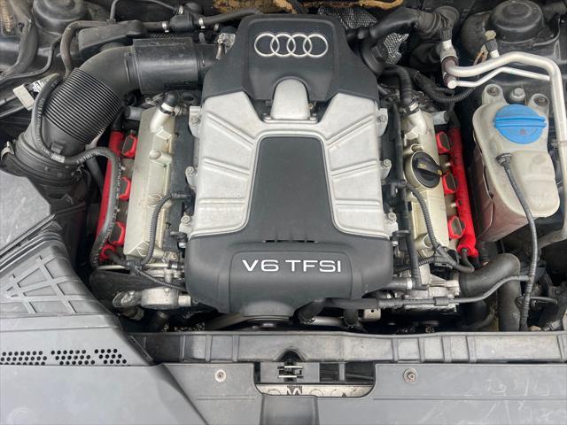 Photo of 2011 Brilliant Black/Black Roof Audi S5