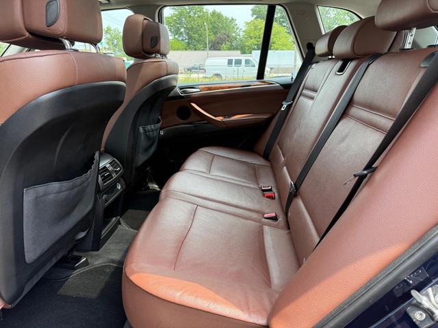 Photo of 2012 Deep Sea Blue Metallic BMW X5