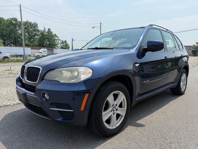 Photo of 2012 Deep Sea Blue Metallic BMW X5