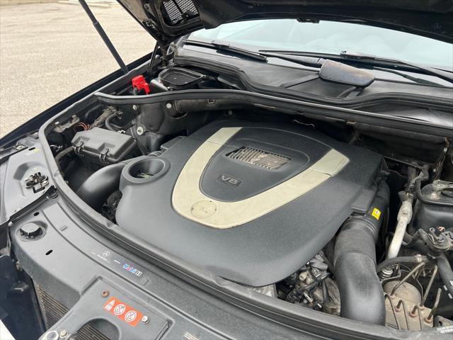 Photo of 2008 BLACK Mercedes-Benz M-Class