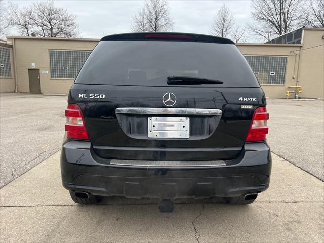 Photo of 2008 BLACK Mercedes-Benz M-Class
