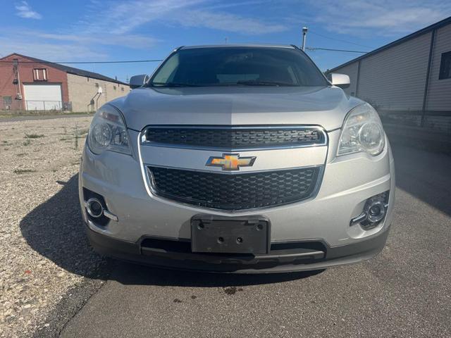 Photo of 2015 Silver Ice Metallic Chevrolet Equinox
