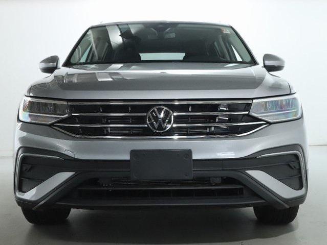 Photo of 2022 Silver Metallic Volkswagen Tiguan