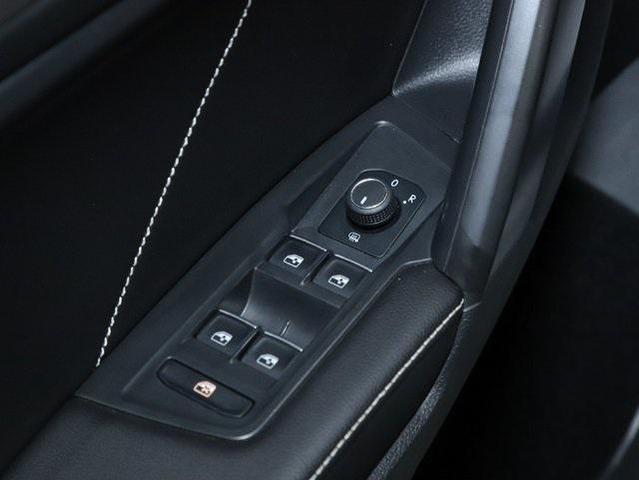 Photo of 2022 Silver Metallic Volkswagen Tiguan