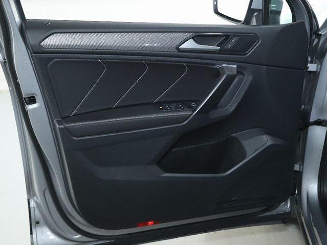 Photo of 2022 Silver Metallic Volkswagen Tiguan