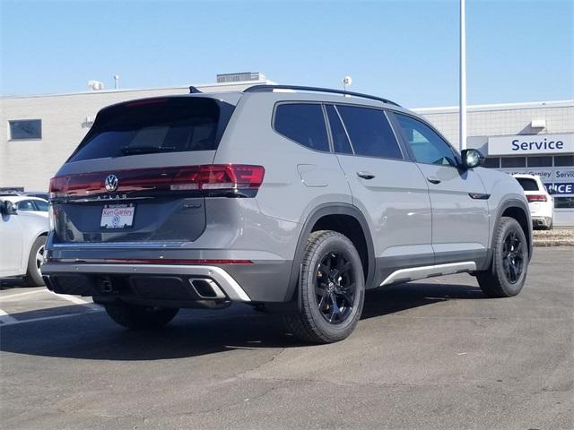 Photo of 2025 Pure Gray Volkswagen Atlas