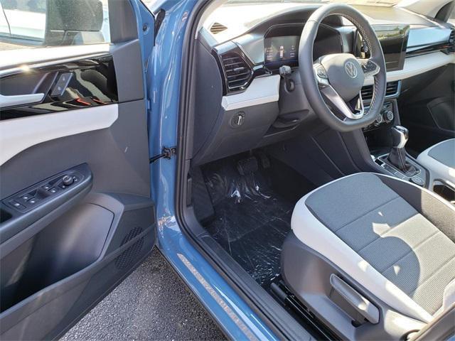 Photo of 2025 Monterey Blue Pearl Volkswagen Taos