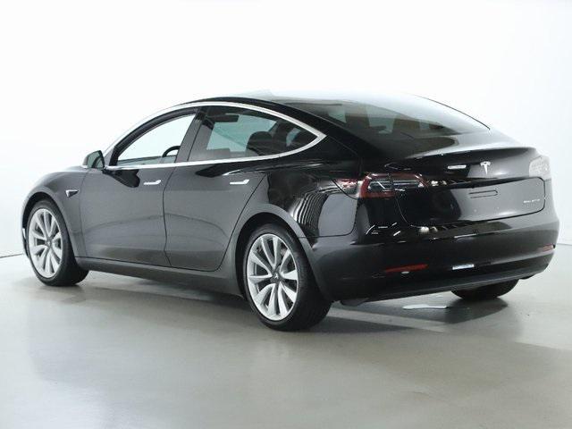 Photo of 2018 Obsidian Black Metallic Tesla Model 3