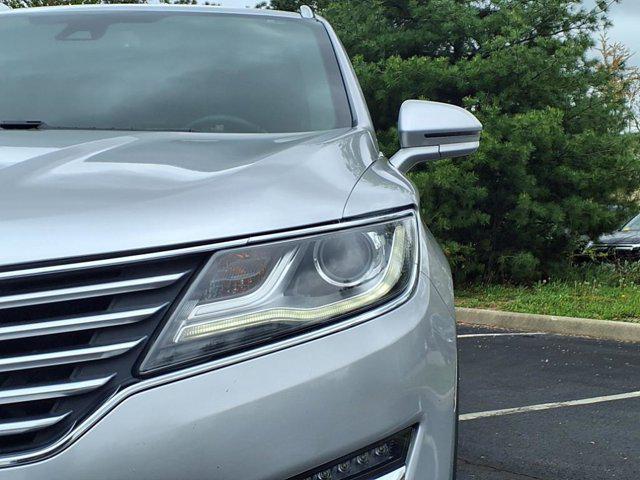 Photo of 2017 Ingot Silver Lincoln MKC