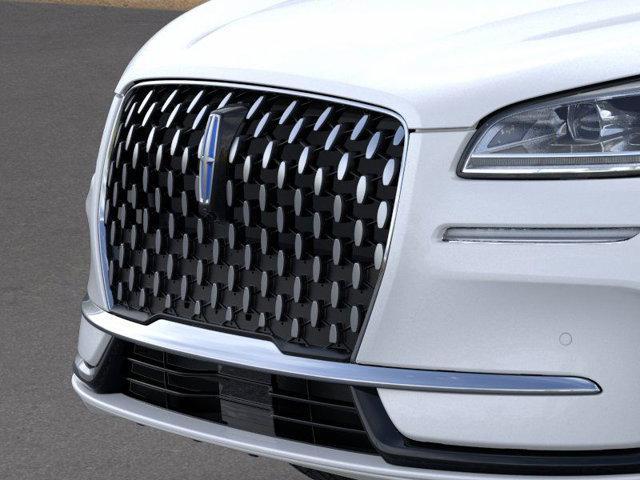 Photo of 2025 Pristine White Metallic Tri-Coat Lincoln Corsair
