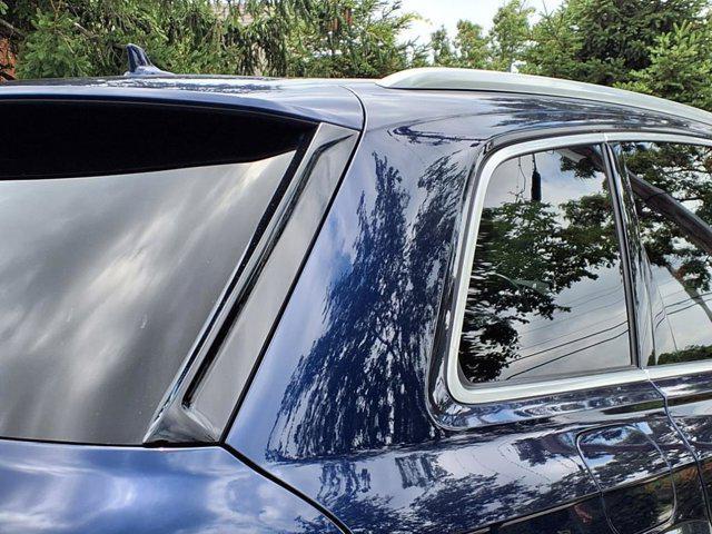 Photo of 2021 Navarra Blue Metallic Audi Q7