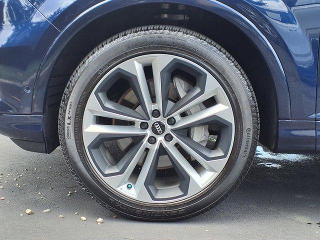 Photo of 2021 Navarra Blue Metallic Audi Q7