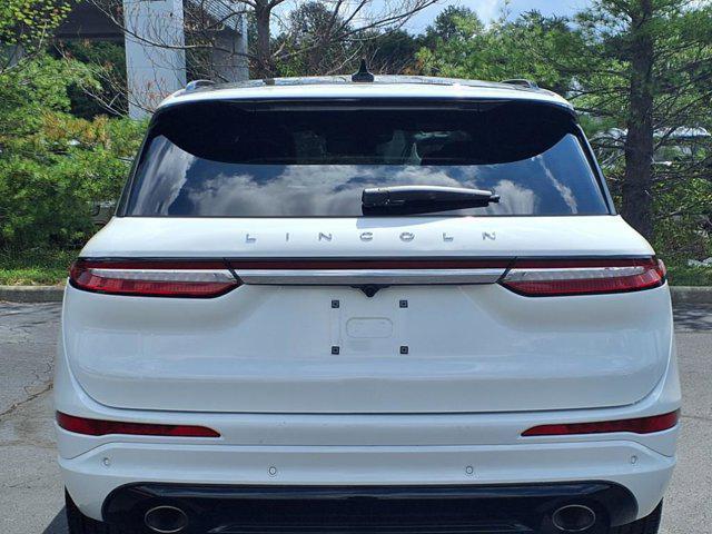 Photo of 2024 Pristine White Metallic Tri-Coat Lincoln Corsair
