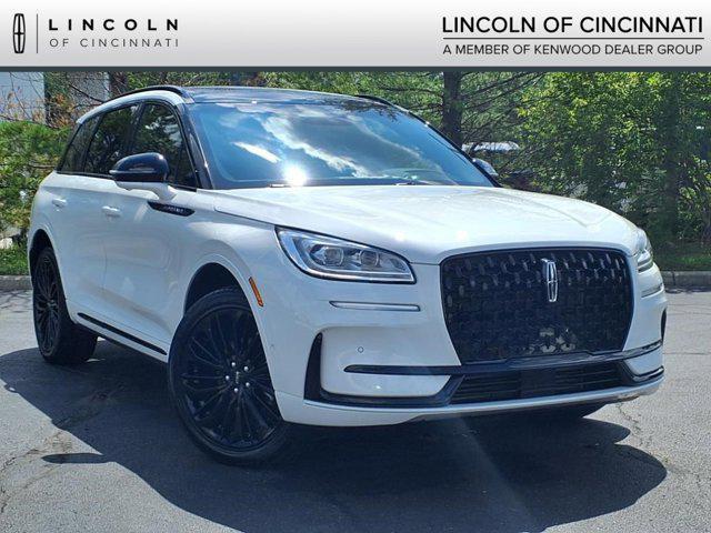 Photo of 2024 Pristine White Metallic Tri-Coat Lincoln Corsair