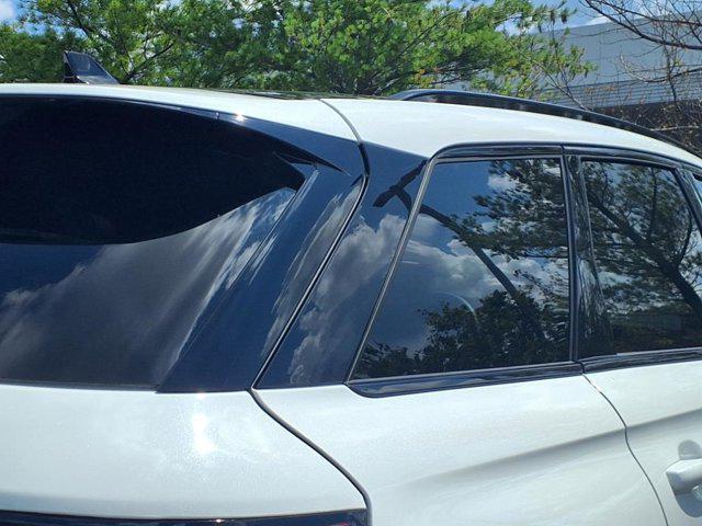 Photo of 2024 Pristine White Metallic Tri-Coat Lincoln Corsair