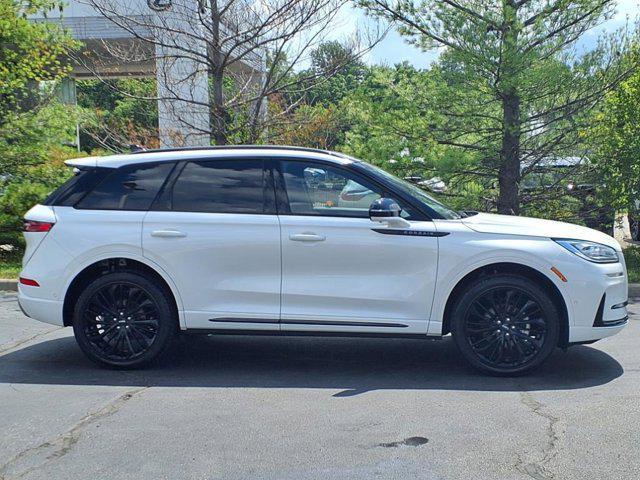 Photo of 2024 Pristine White Metallic Tri-Coat Lincoln Corsair