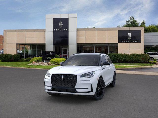 Photo of 2023 Pristine White Metallic Tri-Coat Lincoln Corsair